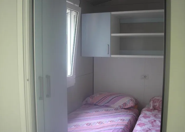 Piano Grande אתר קמפינג באוונו